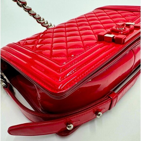 Chanel Boy Red Plexiglass Quilted Matelasse Patent Leather Med Shoulder Bag Ex++ - Picture 3 of 16